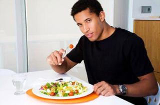 سلامت مردان با خوردن این غذاها تضمین می شود