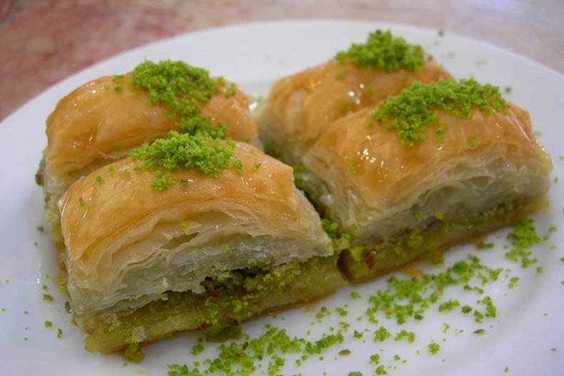 شیرینی های سنتی استان آذربایجان شرقی