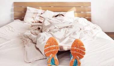 خواب یا ورزش صبحگاهی؛ کدامیک مهتر است؟