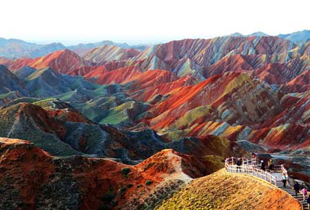 کوههای رنگی در چین,صخره های رنگی,صخره های Danxia در چین
