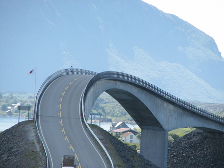 پل ناکجا آباد, پل ناکجا آباد در نروژ, دیدنی های نروژ