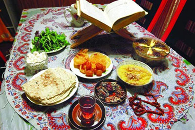 سنت‌های قدیمی ماه رمضان, آیین‌های ماه رمضان در همدان
