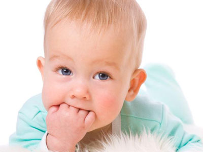 علائم دندان در آوردن در کودکان,تب دندان در آوردن