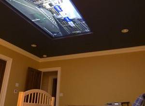 صفحه نمایشگر 98 اینچی در سقف اتاق خواب