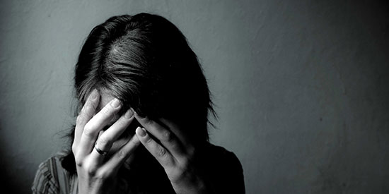 علت افسردگی زنان، در مراحل مختلف زندگی
