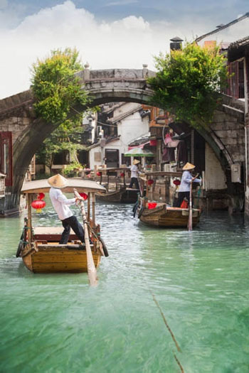 ۱۵ شهر زیبای دنیا که خیابان هایشان از آب ساخته شده اند!