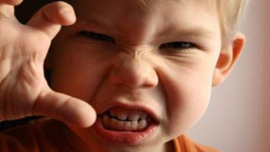 چگونه کنترل مهارت خشم را به کودکم بیاموزم؟