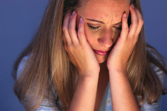 رابطه افسردگی زنان جوان با کمبود خواب