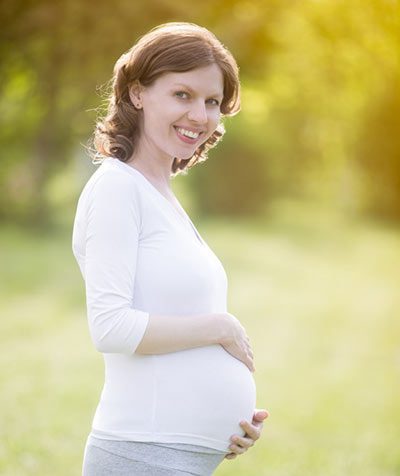 لرزش جنین در بارداری, علت لرزش جنین در شکم,تکان خوردن جنین در شکم مادر
