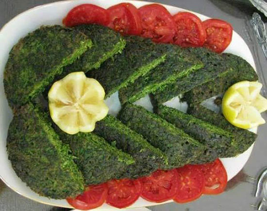 دستور پخت کوکو سبزی و مدل‌های تزئین آن