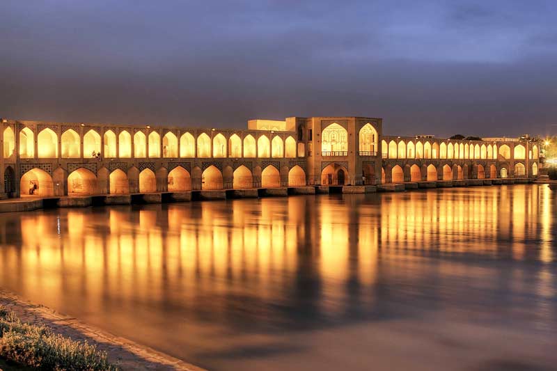 , دیدنی های اصفهان، از نقش جهان در نصف جهان تا باغ پرندگان