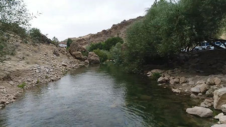, چشمه ناز یکی از بکرترین تفرجگاه های شهرستان سمیرم